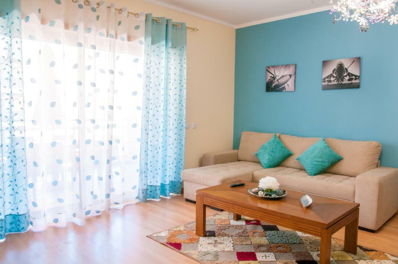Pilot House - Village Marina Олян Екстер'єр фото
