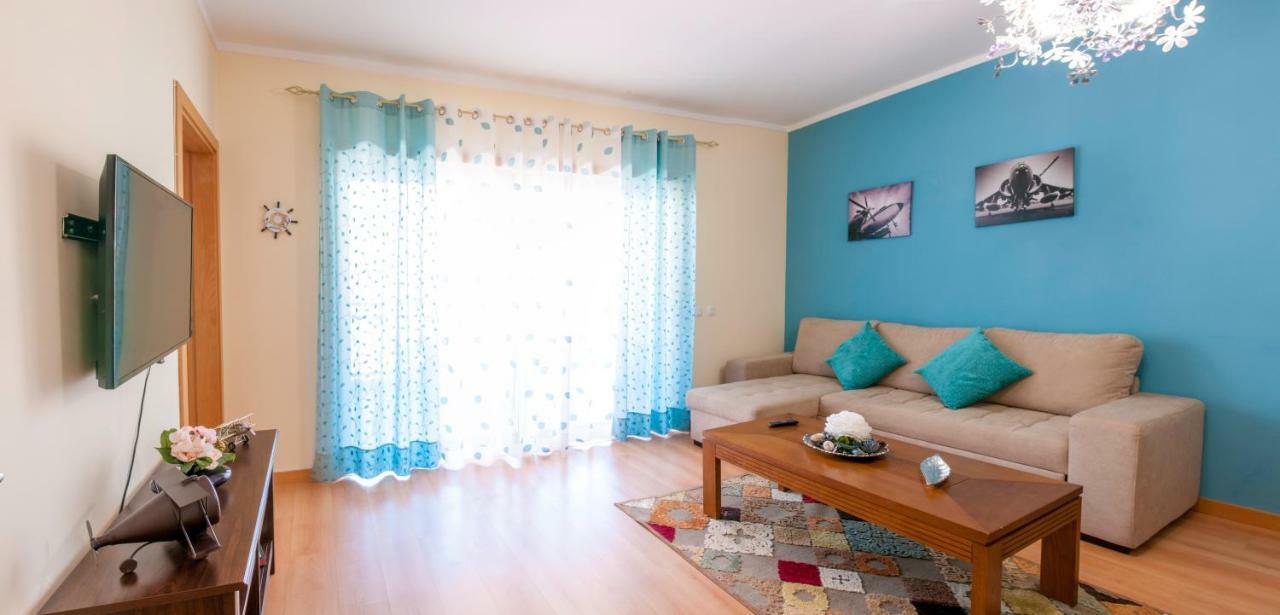 Pilot House - Village Marina Олян Екстер'єр фото